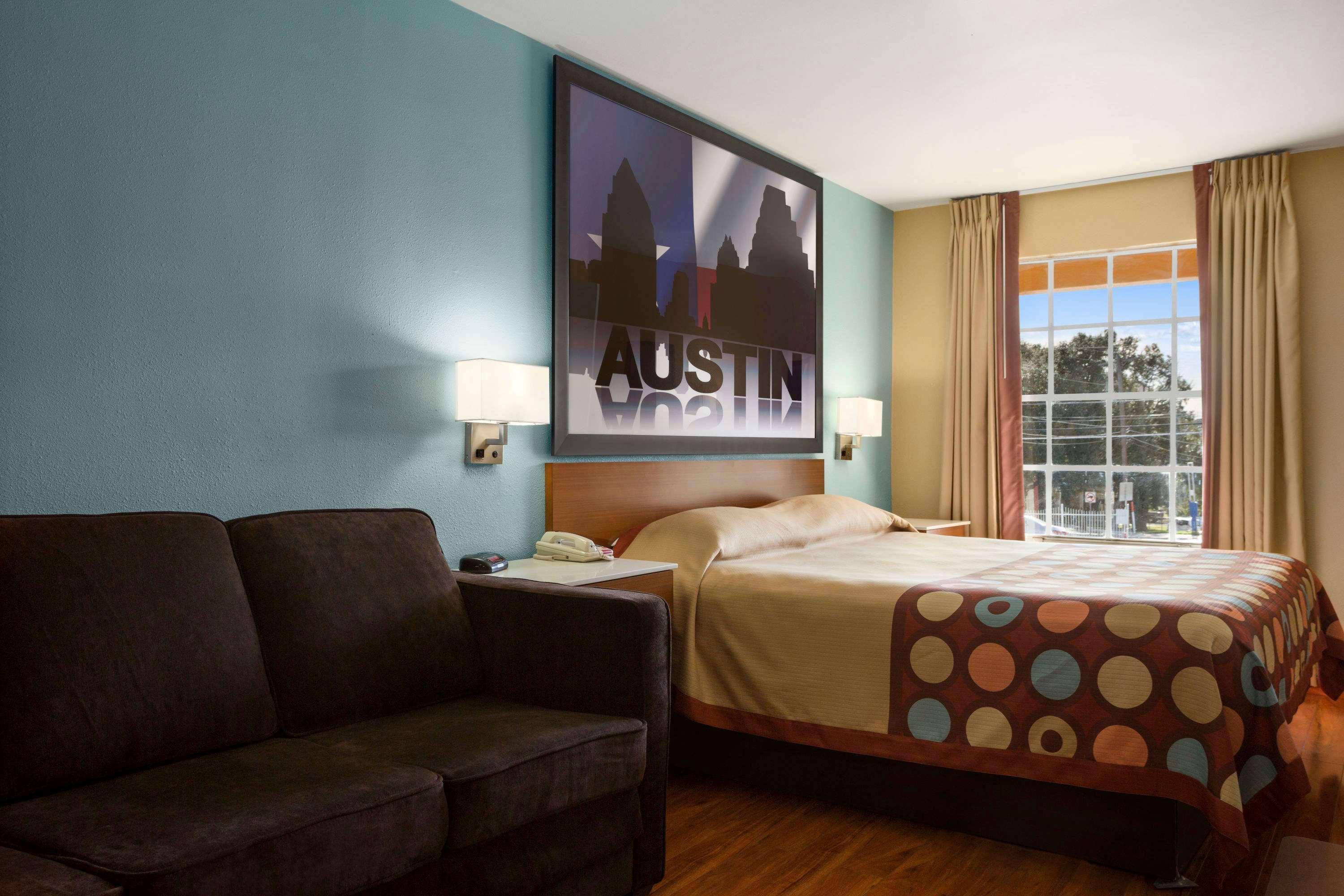 Super 8 By Wyndham Austin Downtown/Capitol Area Motel Ngoại thất bức ảnh